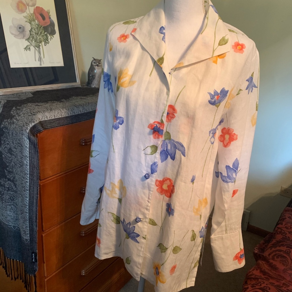CR Floral Button Down Shirt: Small